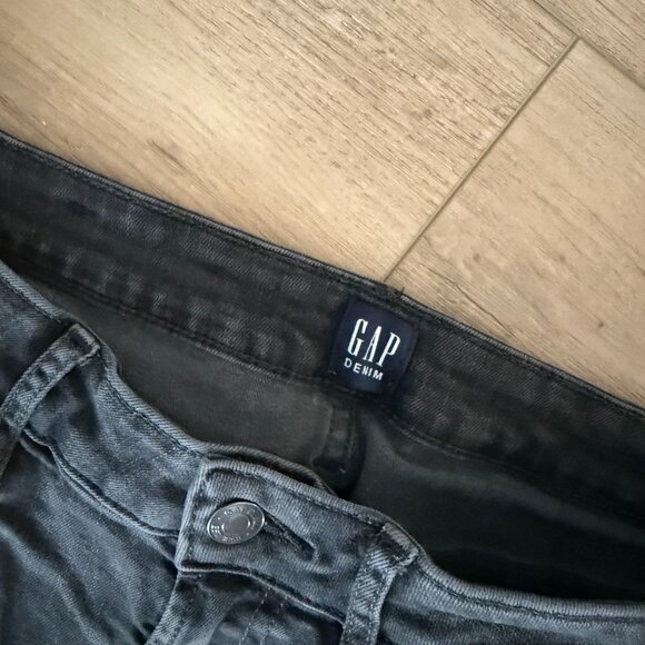Gap Curvy Skinny Jeans Black Distressed - Size 29 - Picture 5 of 6